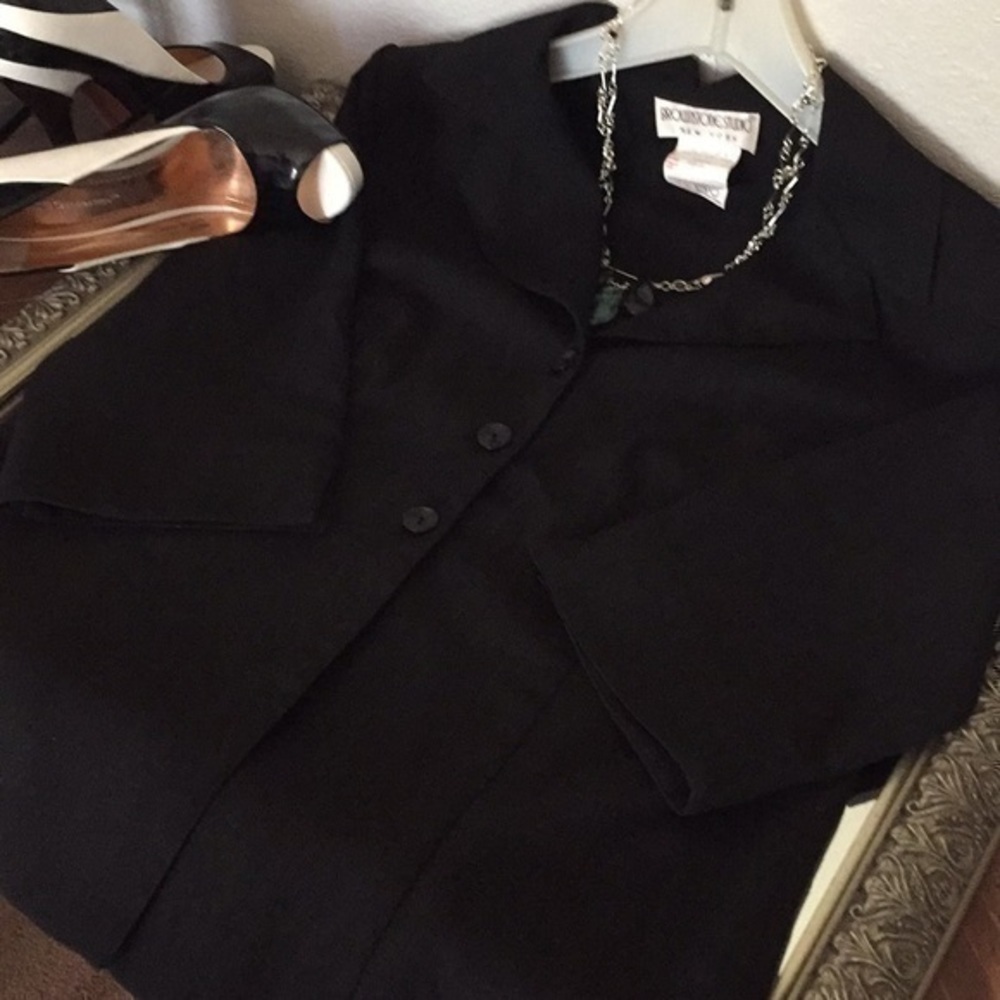 $15 SALE Lightweight 3/4 Sleeve Vintage Blazer Classic Black BROWNSTONE NY - Picture 5 of 5